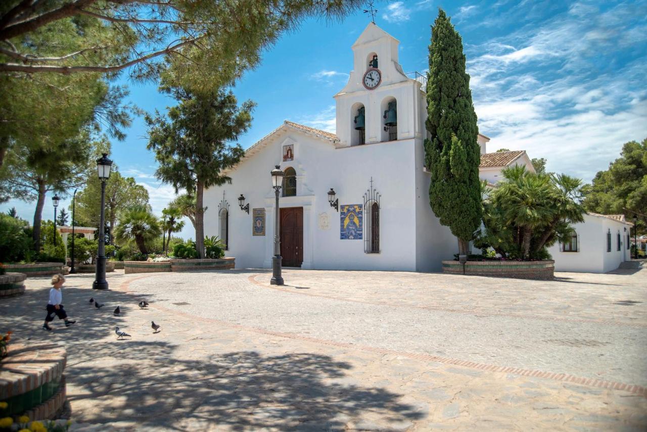 Benal Superb Front 1 Bedroom Apartment, Sleeps 5 Apartment Benalmadena