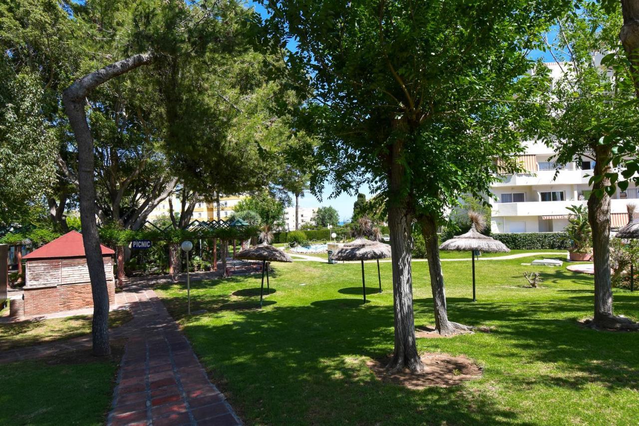 Benal Superb Front 1 Bedroom Apartment, Sleeps 5 Apartment Benalmadena